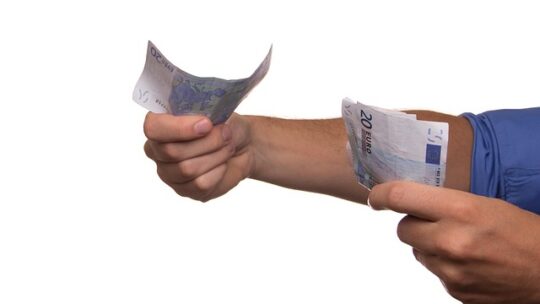 Sådan finder du det billigste lån i 2026 – eksperternes bedste tips