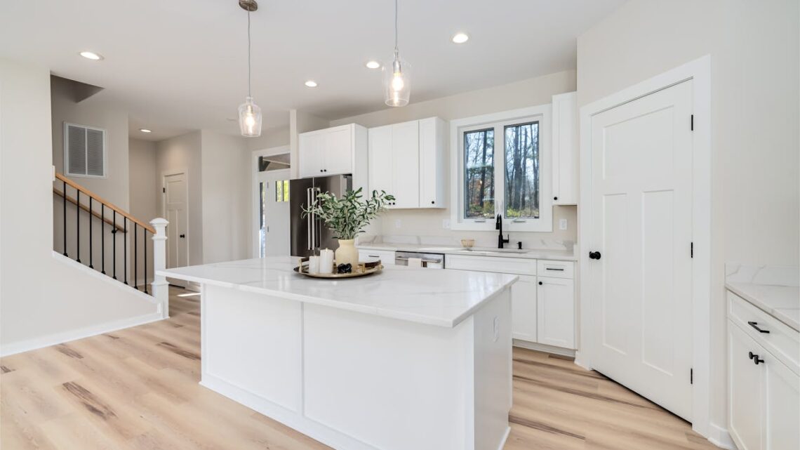 Sådan opdateres køkkenets overflader uden en stor renovering