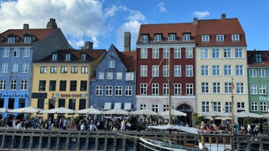 10 sjove date-ideer der genfinder gnisten: Hvorfor en privat bådtur er den ultimative måde at prioritere jeres forhold